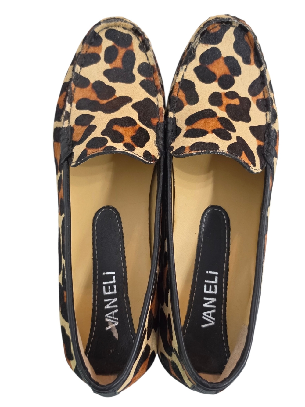 Vaneli 7.5N Leopard Calf Hair Driving Loafers Moccasins Never Worn